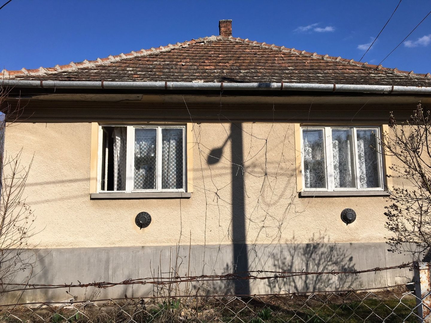 MAĎARSKO - TELKIBÁNYA  2 IZBOVÝ RD  VYHĽADÁVANÁ LOKALITA SLOVÁKOV