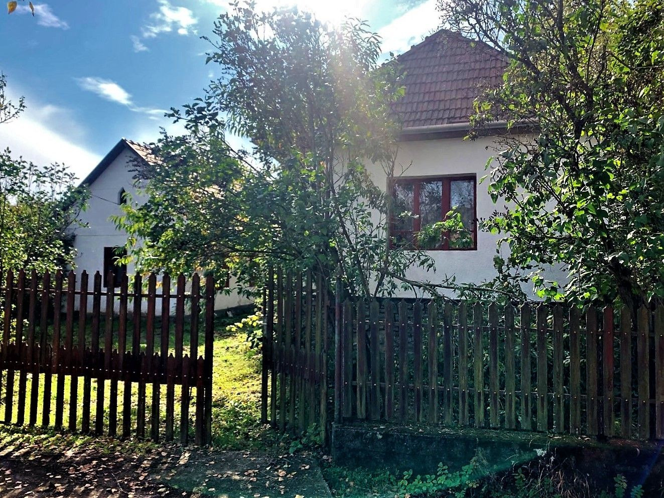 MAĎARSKO - ÉGERSZOG 2 SAMOSTATNÉ DVOJIZBOVÉ RD V PREKRÁSNEJ TICHEJ LOKALITE