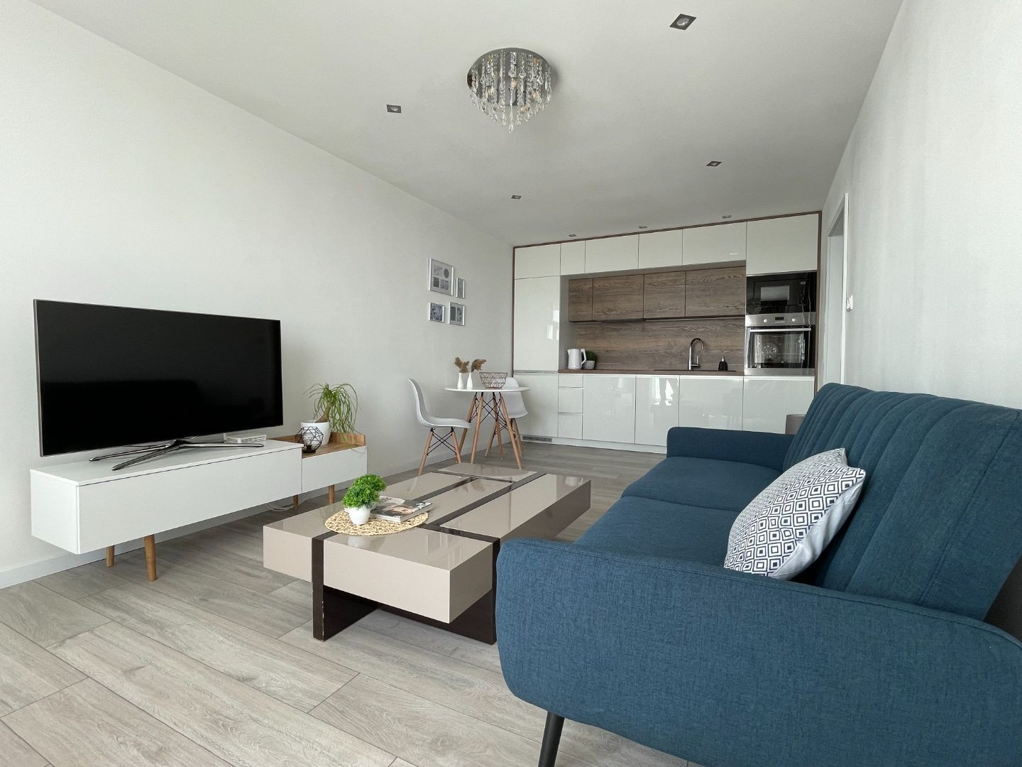 TERASA - IDANSKÁ -KOMPLET REKONŠTRUKCIA 1,5 IZBOVÝ BYT  S LODŽIOU.