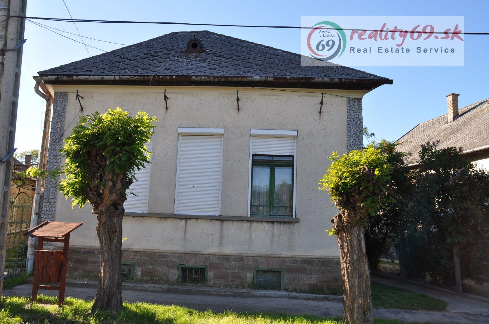 MAĎARSKO - GONC 3 IZBOVÝ  HISTORICKÝ RD NA VÝBORNOM MIESTE