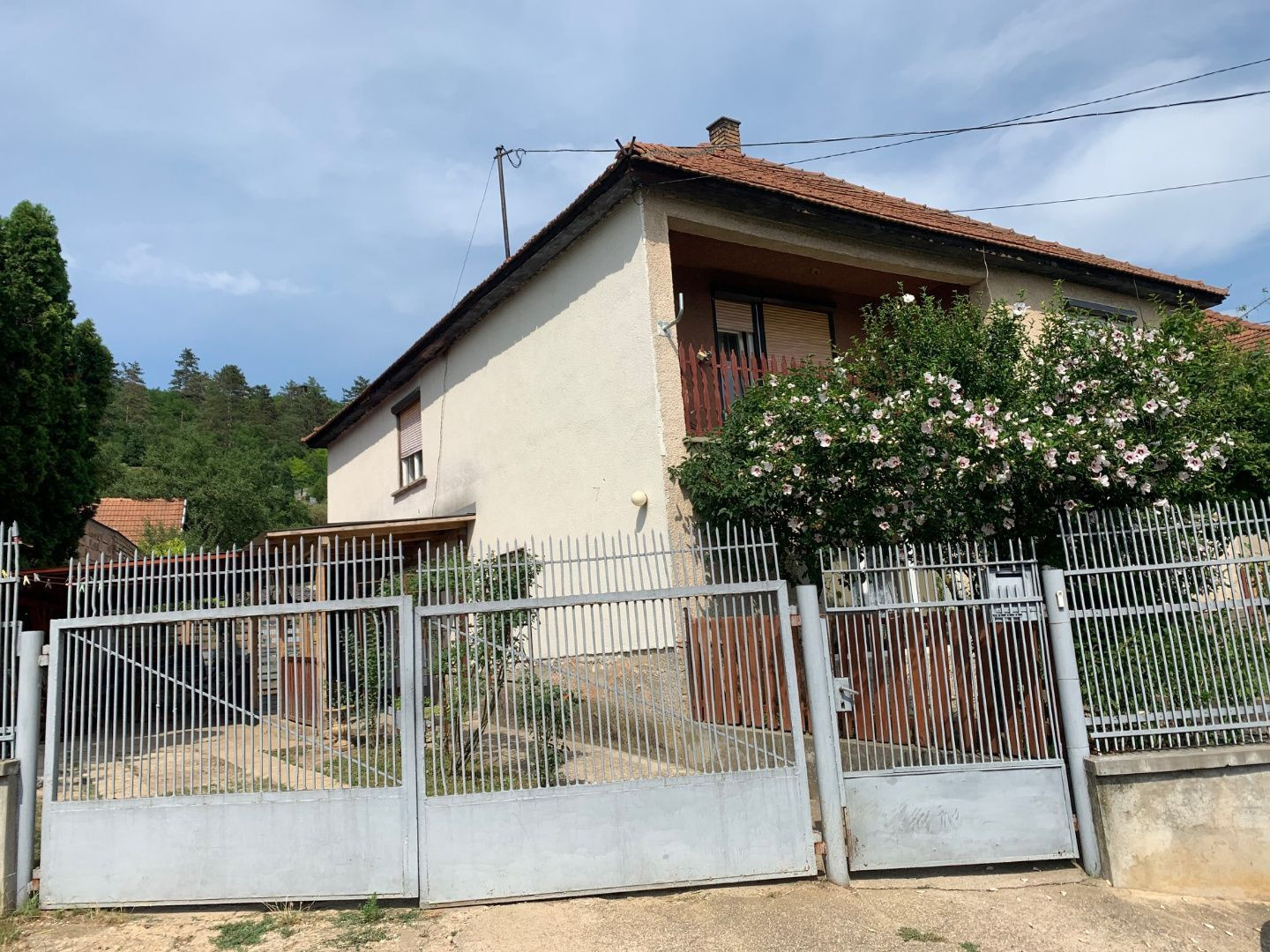 MAĎARSKO - SZENDRO PEKNÝ 6 IZBOVÝ RODINNÝ DOM