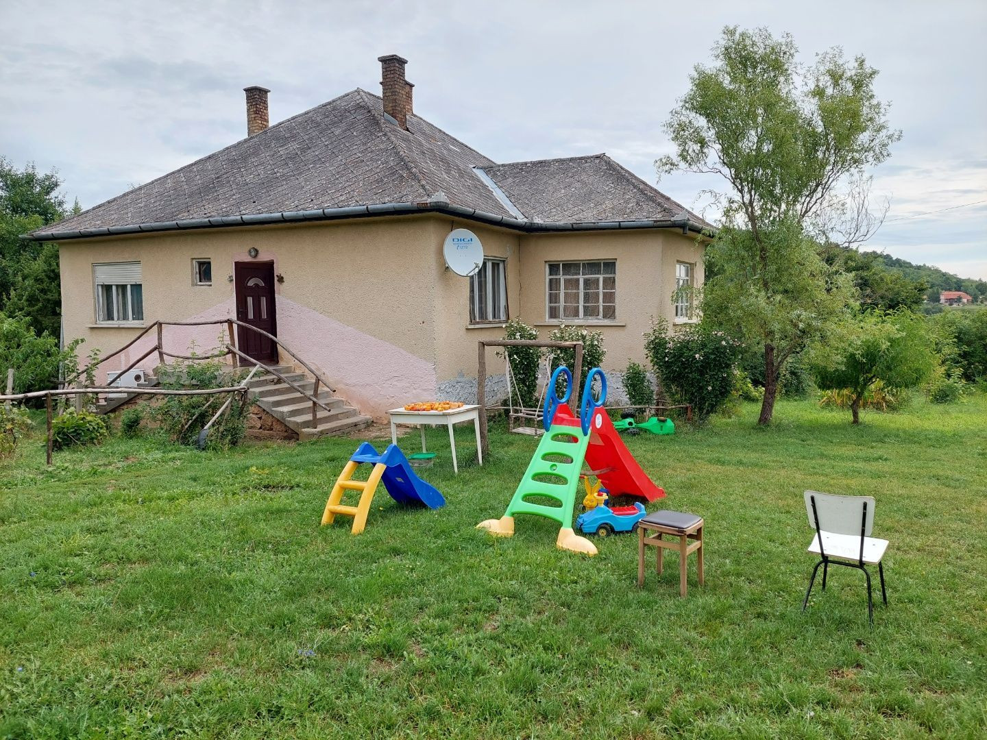 MAĎARSKO - VILYVITANY 3 IZBOVÝ RODINNÝ DOM NA SAMOTE