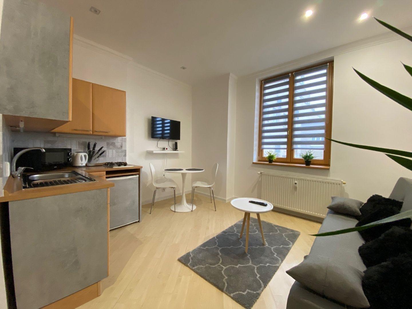 STARÉ MESTO - REZERVOVANÉ HLAVNÁ CENTRUM MESTA BYT KOMPLET ZARIADENÝ