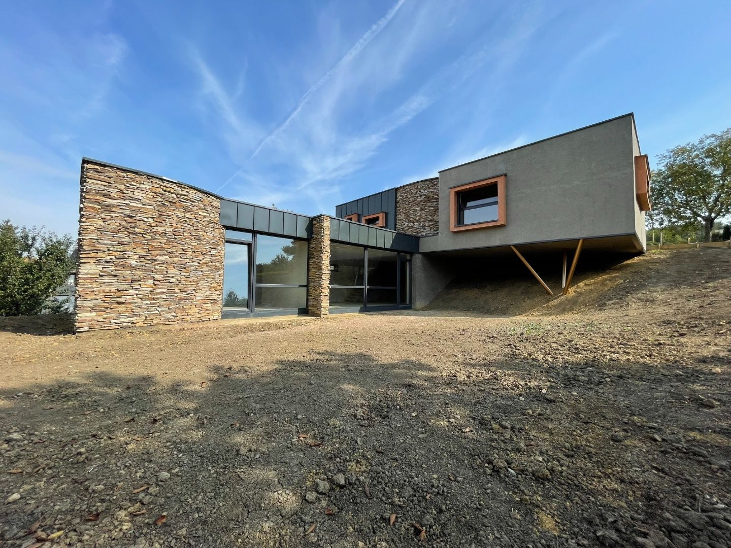 MALÁ IDA - TOP LOKALITA - 4 IZBOVÁ NOVOSTAVBA V STAVE HOLODOM.