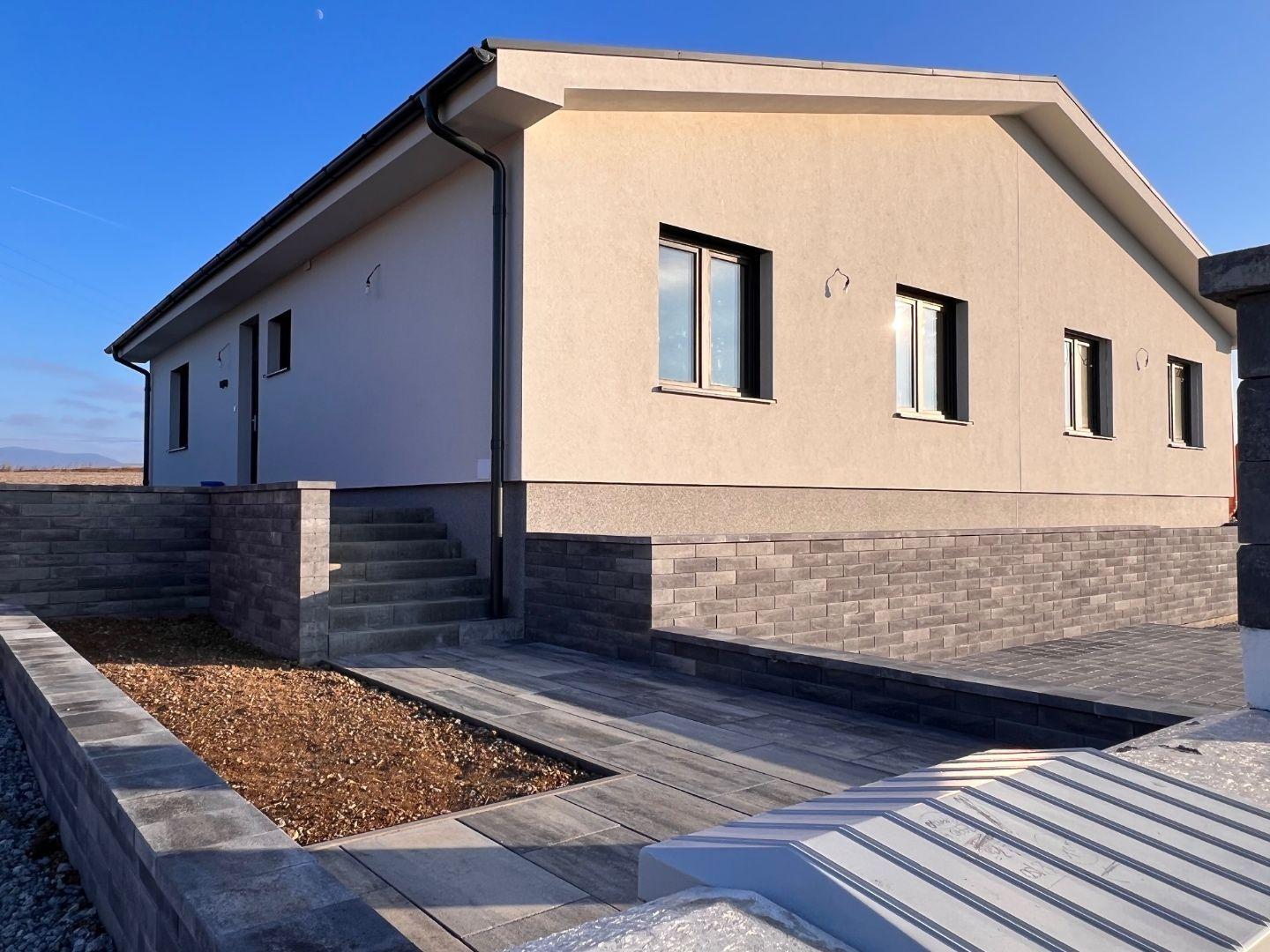 BELŽA - KVALITNÁ DOKONČENÁ NOVOSTAVBA 4 IZBOVÉHO RD.