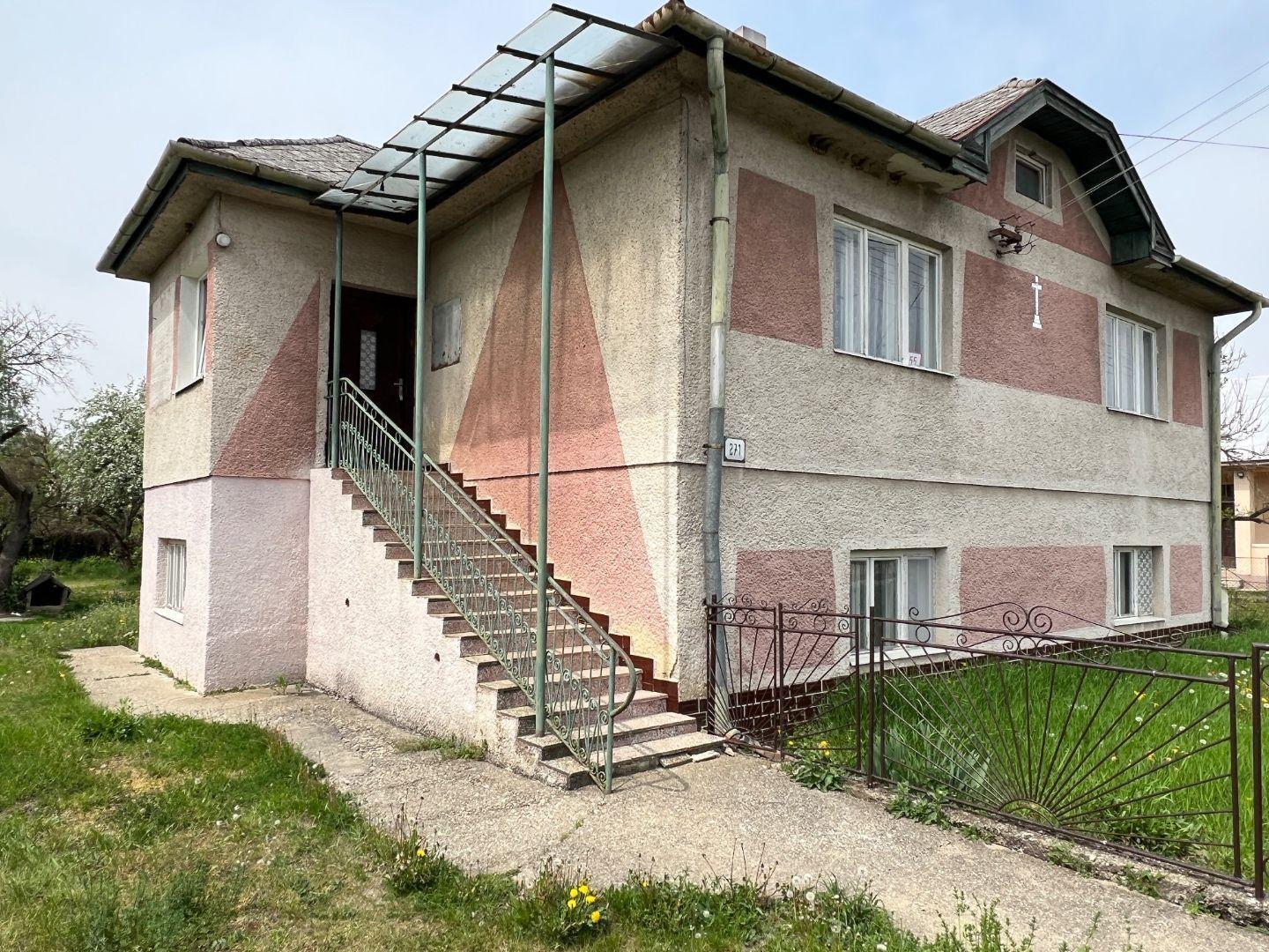 NIŽNÁ MYŠĽA - 4 IZBOVÝ RD V DOBROM STAVE, POZEMOK 538 M2.