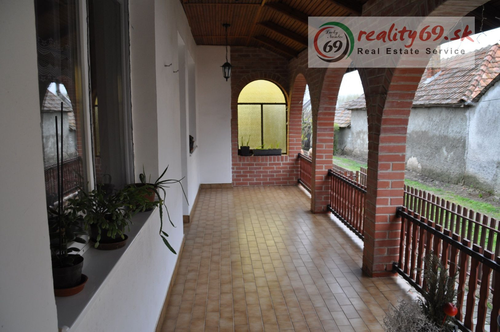 MAĎARSKO - KARCSA RODINNÝ DOM BLÍZKO SLOVENSKÝCH HRANÍC