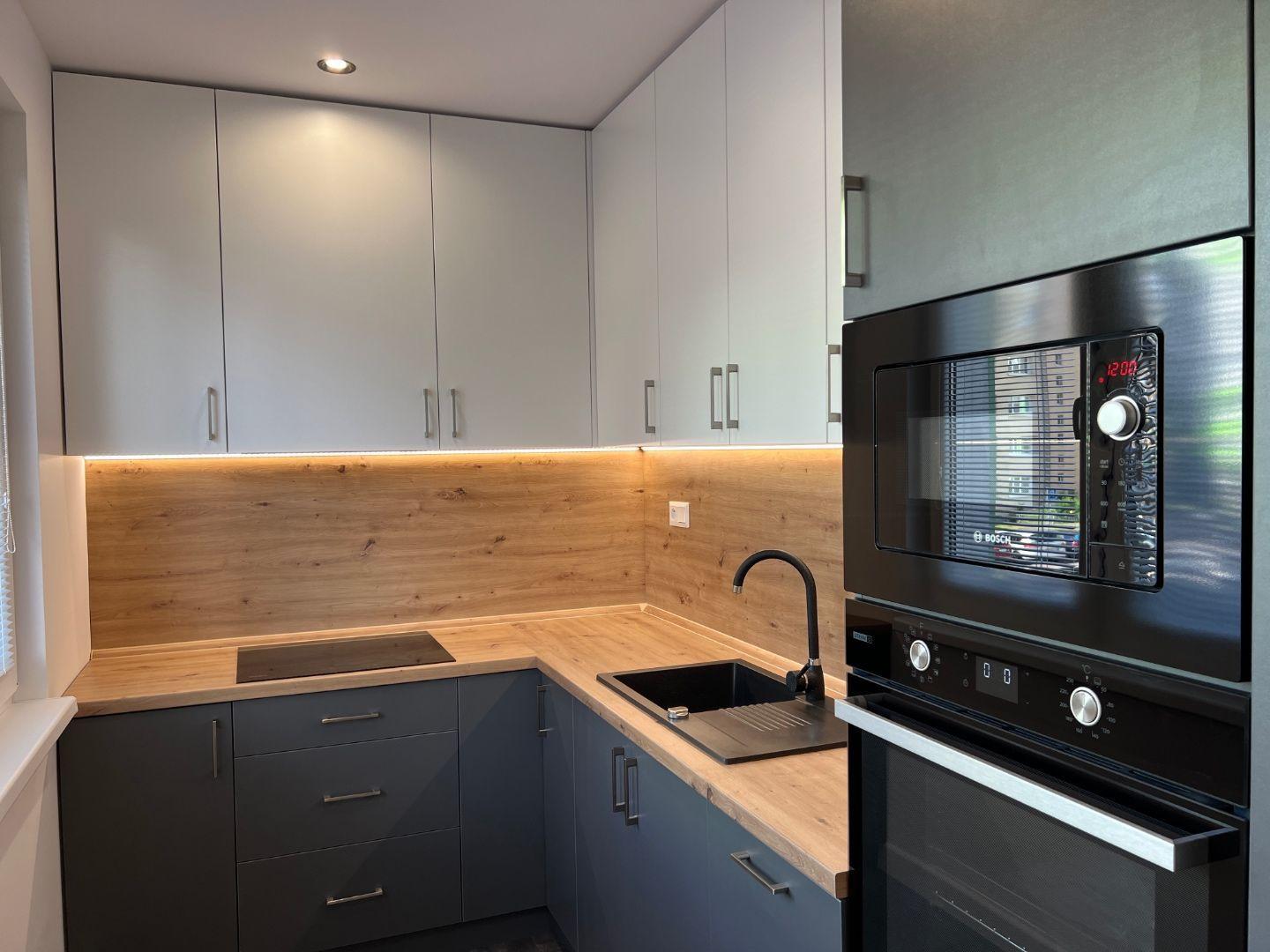 TERASA - NEŠPOROVA 3 IZBOVÝ SUPER MODERNÝ BYT 66 M2, LODŽIA, KLIMATIZÁCIA, PRÁČKA