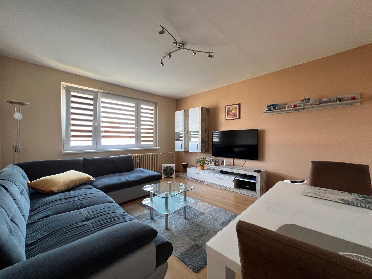 TERASA - MATUŠKOVA 3 IZBOVÝ  BYT V TOP LOKALITE 62 M2, LODŽIA A PIVNICA.