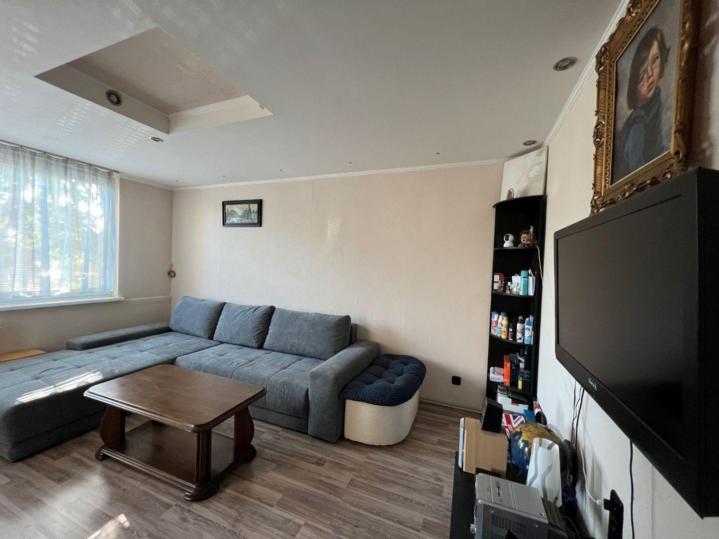 TERASA - HUMENSKÁ 3 IZBOVÝ PEKNÝ BYT 1/8 POSCHODIE, 66M2 ČIASTOĆNÁ REKONŠTRUKCIA