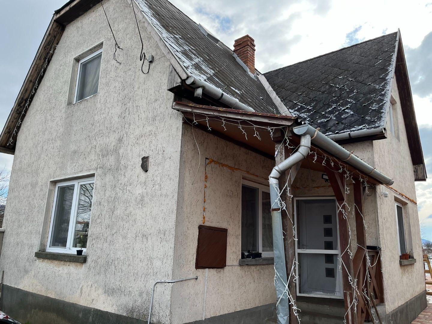 MAĎARSKO - ABAÚJSZÁNTÓ 4 IZBOVÝ RODINNÝ DOM V TOKAJSKEJ VINOHRADNÍCKEJ OBLASTI.