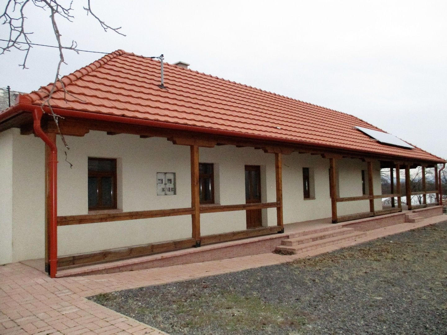 MAĎARSKO - FORRÓ - GAZDOVSKÝ 3 IZBOVÝ DOM PO KOMPLETNEJ REKONŠTRUKCII