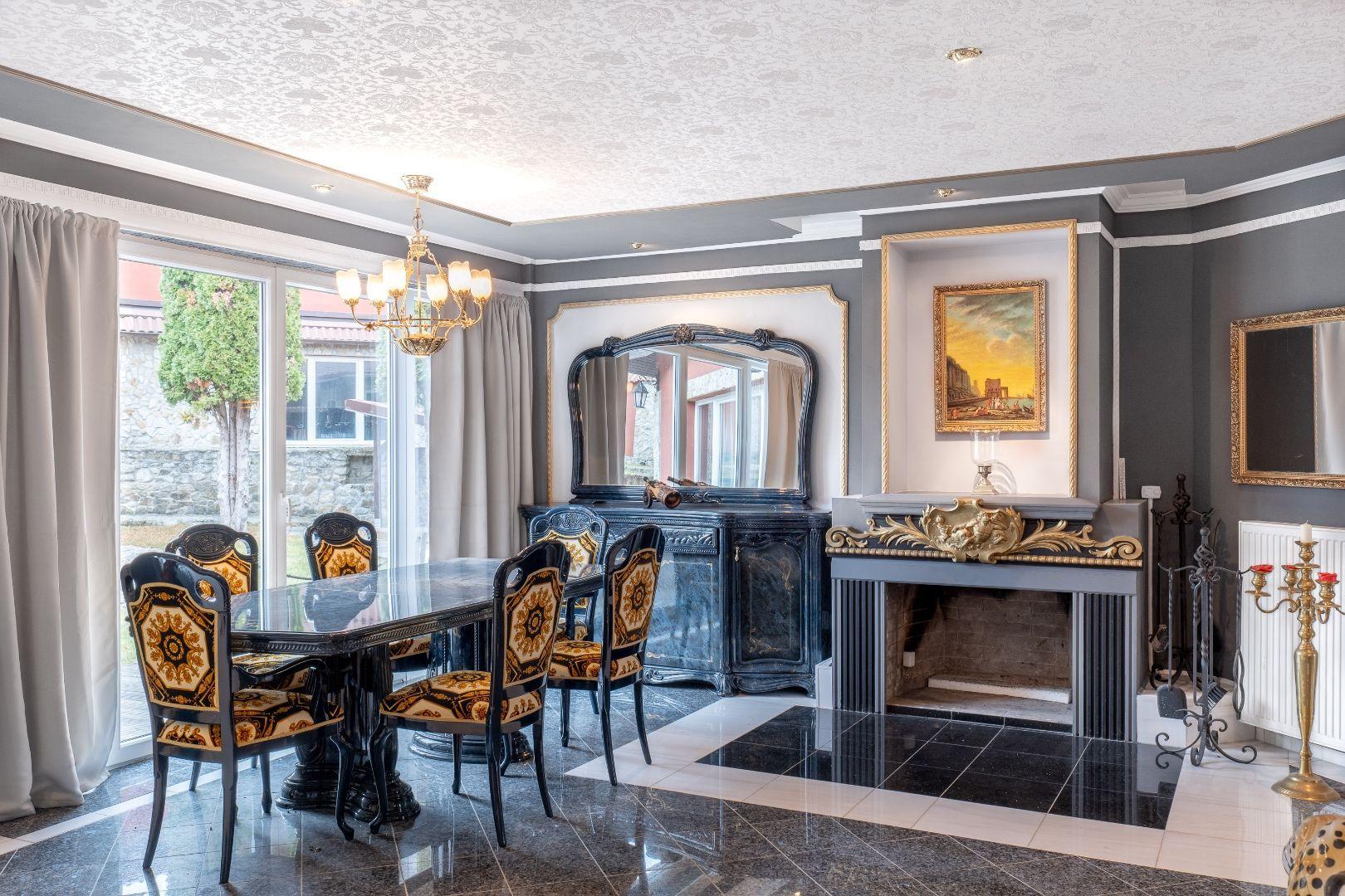 MARIÁNKA - TOP PONUKA PENZÓN S 13 IZBAMI, VINÁREŇ, BAZÉN, ALTÁNOK - SUPER STAV.