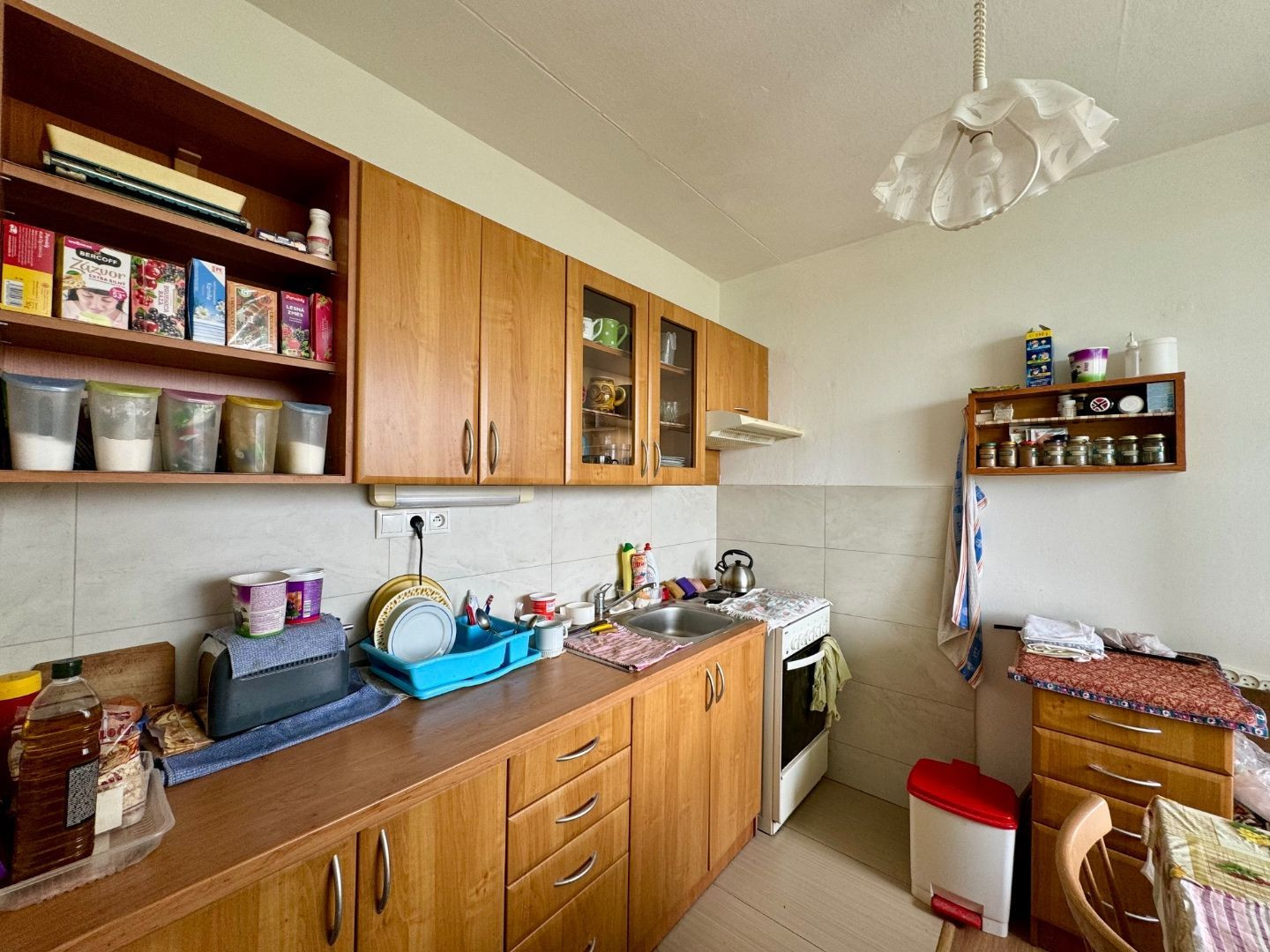 TERASA - IDANSKÁ 1,5 IZBOVÝ BYT 42 M2, MUROVANÉ JADRO SO 6 METROVOU LODŽIOU.