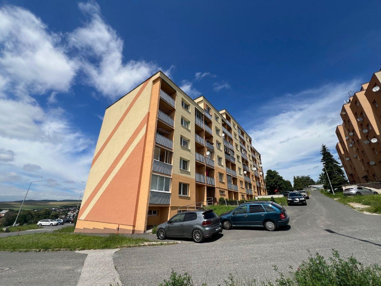 LEVOČA - 2 IZBOVÝ BYT, 58 M2, VÝBORNÝ PÔVODNÝ STAV