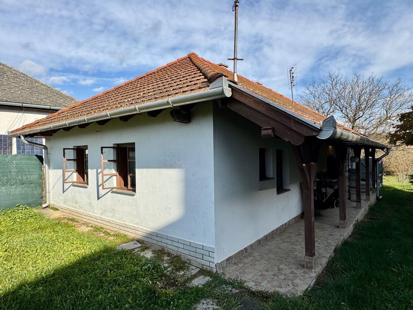 MAĎARSKO - SZÁSZFA VÝBORNÁ OBEC V POHRANIČÍ TOP LOKALITA.