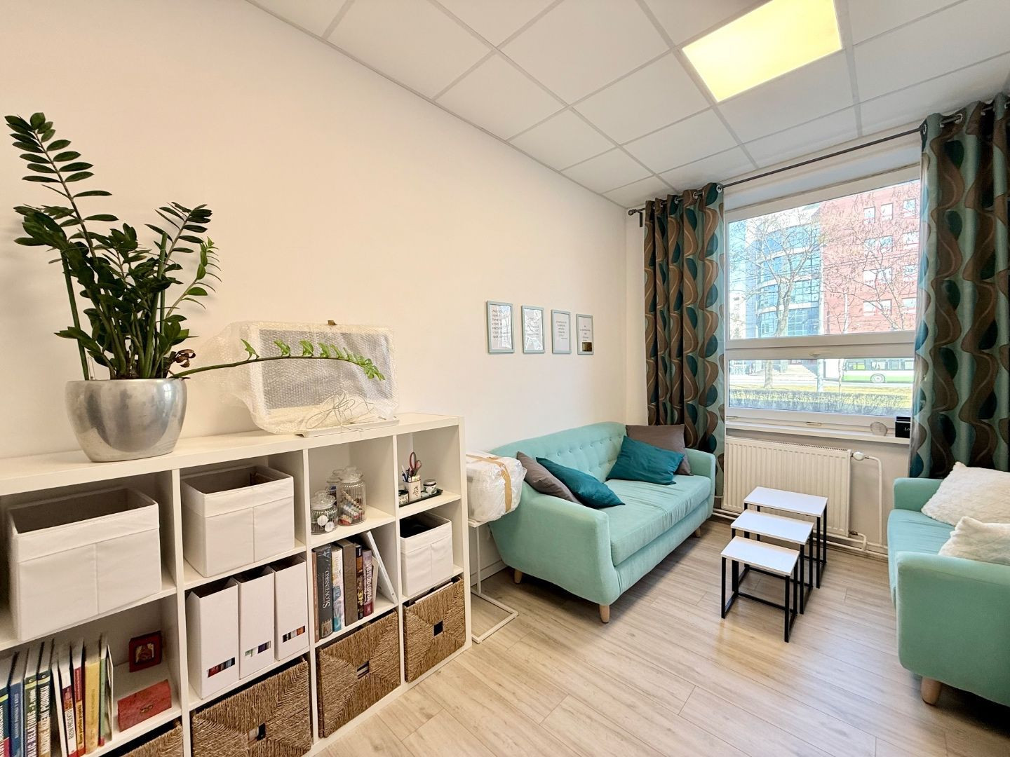 JUH - NA PREDAJ KANCELÁRSKY PRIESTOR NA ŠTÚROVEJ ULICI TOP LOKALITA.