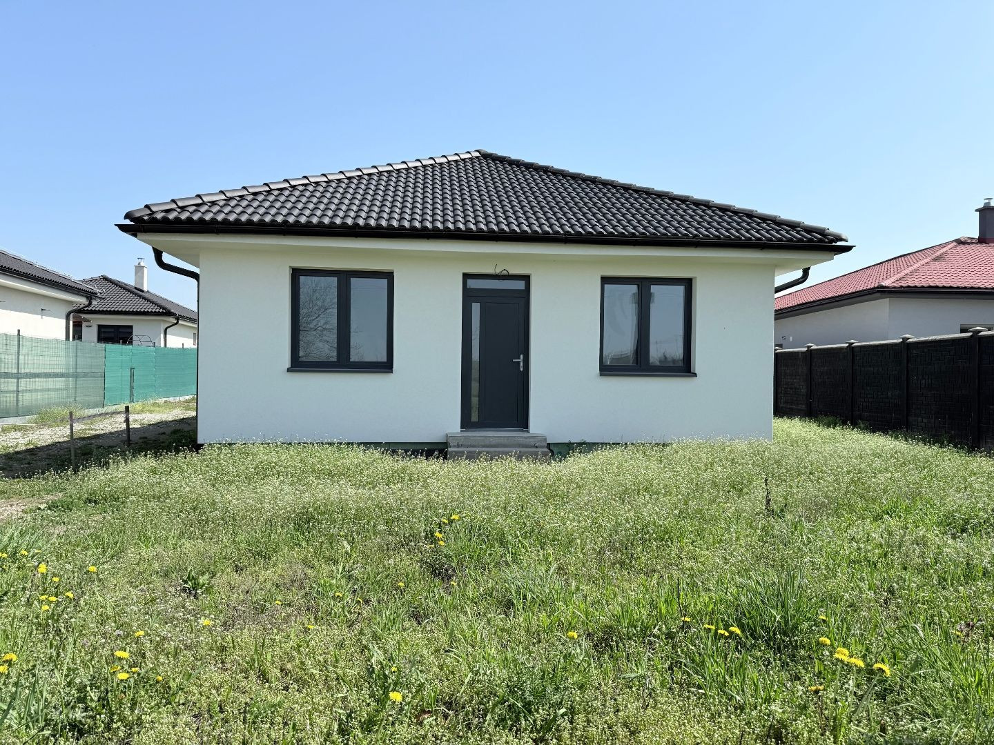 GEČA - DOM ZA CENU BYTU - KVALITNÁ NOVOSTAVBA 4 IZBOVÉHO RD, TERASA.