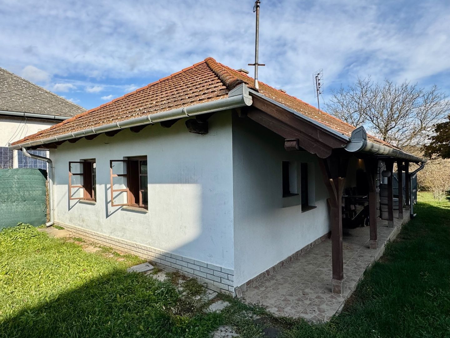 MAĎARSKO - SZÁSZFA VÝBORNÁ OBEC V POHRANIČÍ TOP LOKALITA.