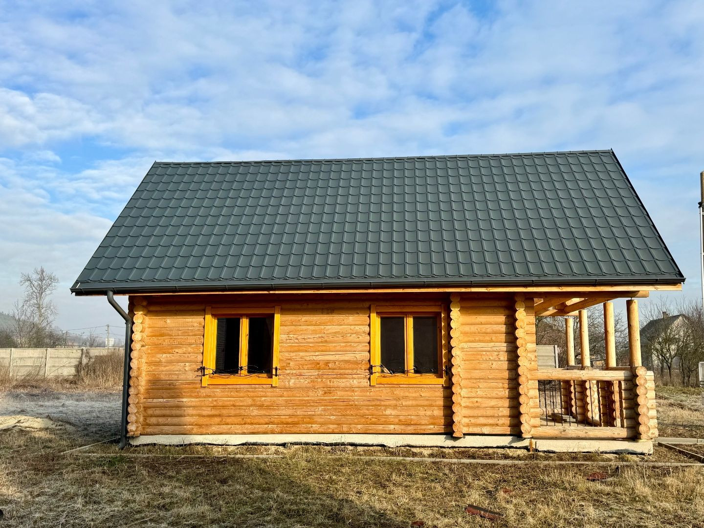 NOVÁ CENA - MAĎARSKO - NOVAJIDRÁNY POSCHODOVÁ ZRUBOVÁ CHATA - NOVOSTAVBA.
