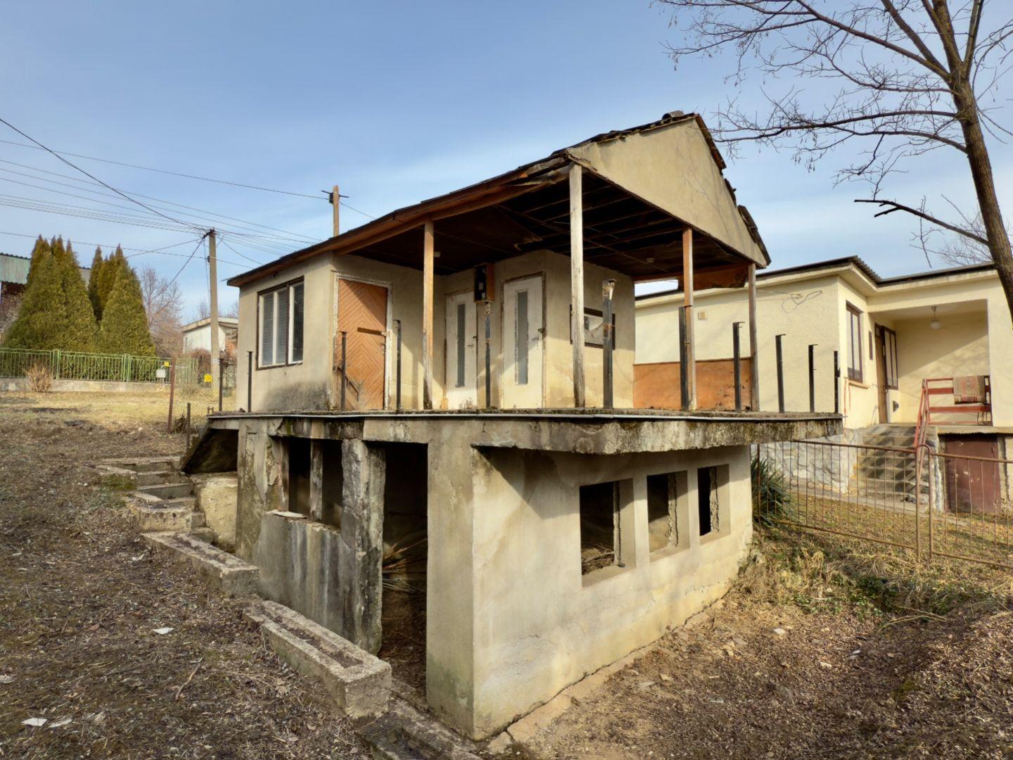 SUPER CENA - MAĎARSKO - JAZERO RAKACA - 2 IZBOVÁ CHATA  - PRI JAZERE RAKACA S TERASOU.