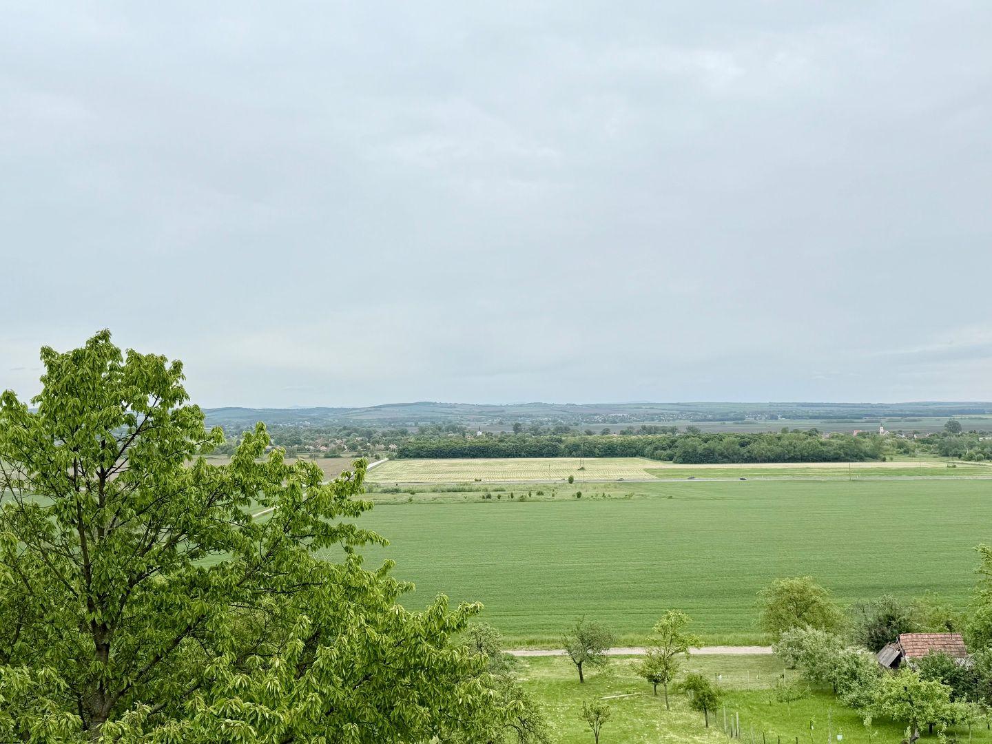 MAĎARSKO - SAJÓKERSZTÚR 2 X VINNÁ PIVNICA 50M2.