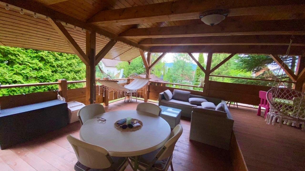 MAĎARSKO - LUXUSNÁ CHATA S LETNOU KUCHYŇOU A BAZÉNOM.