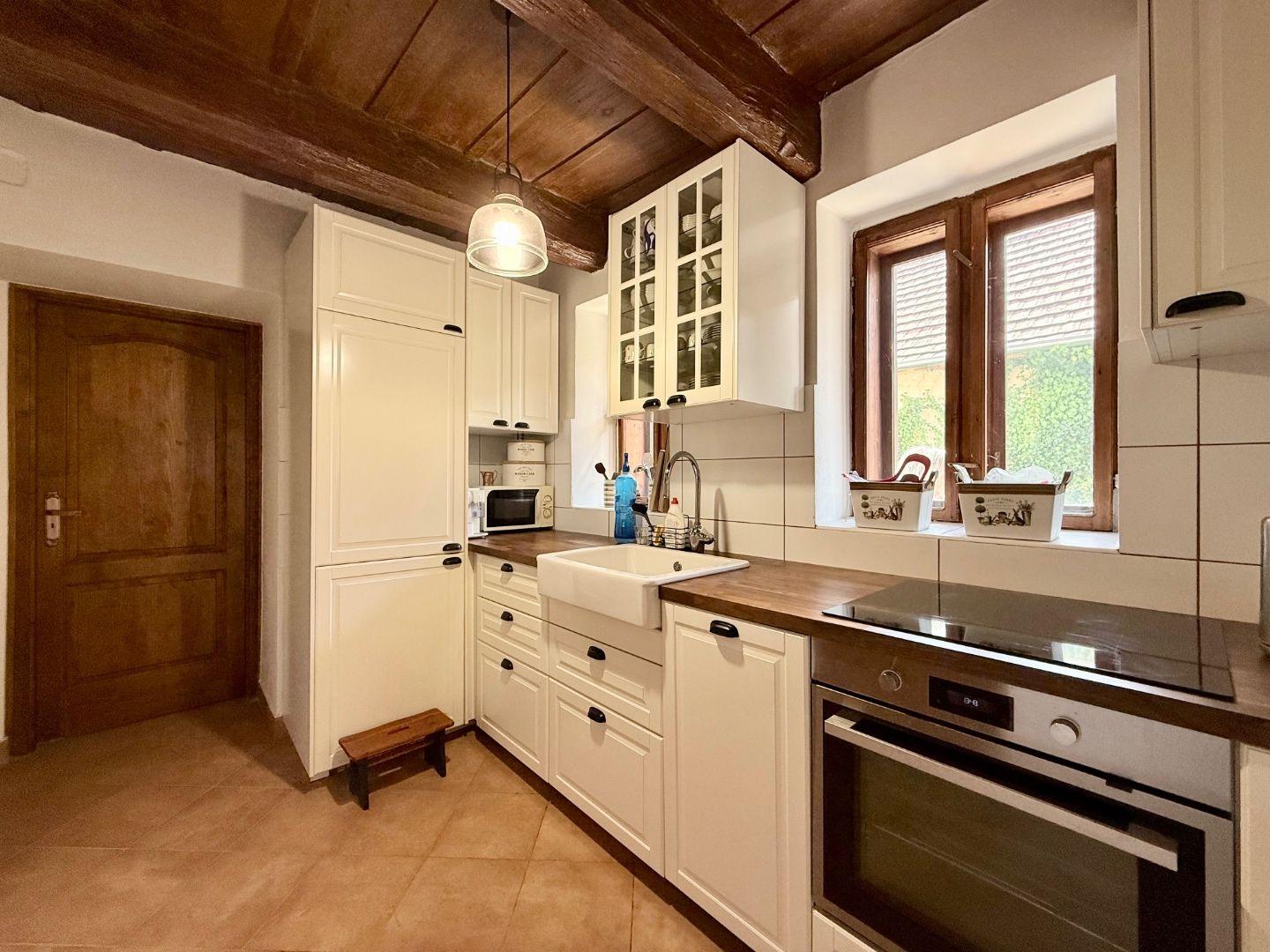 MAĎARSKO - TORNASZENTANDRÁS LUXUSNÁ CHALUPA PO REKONŠTRUKCII.