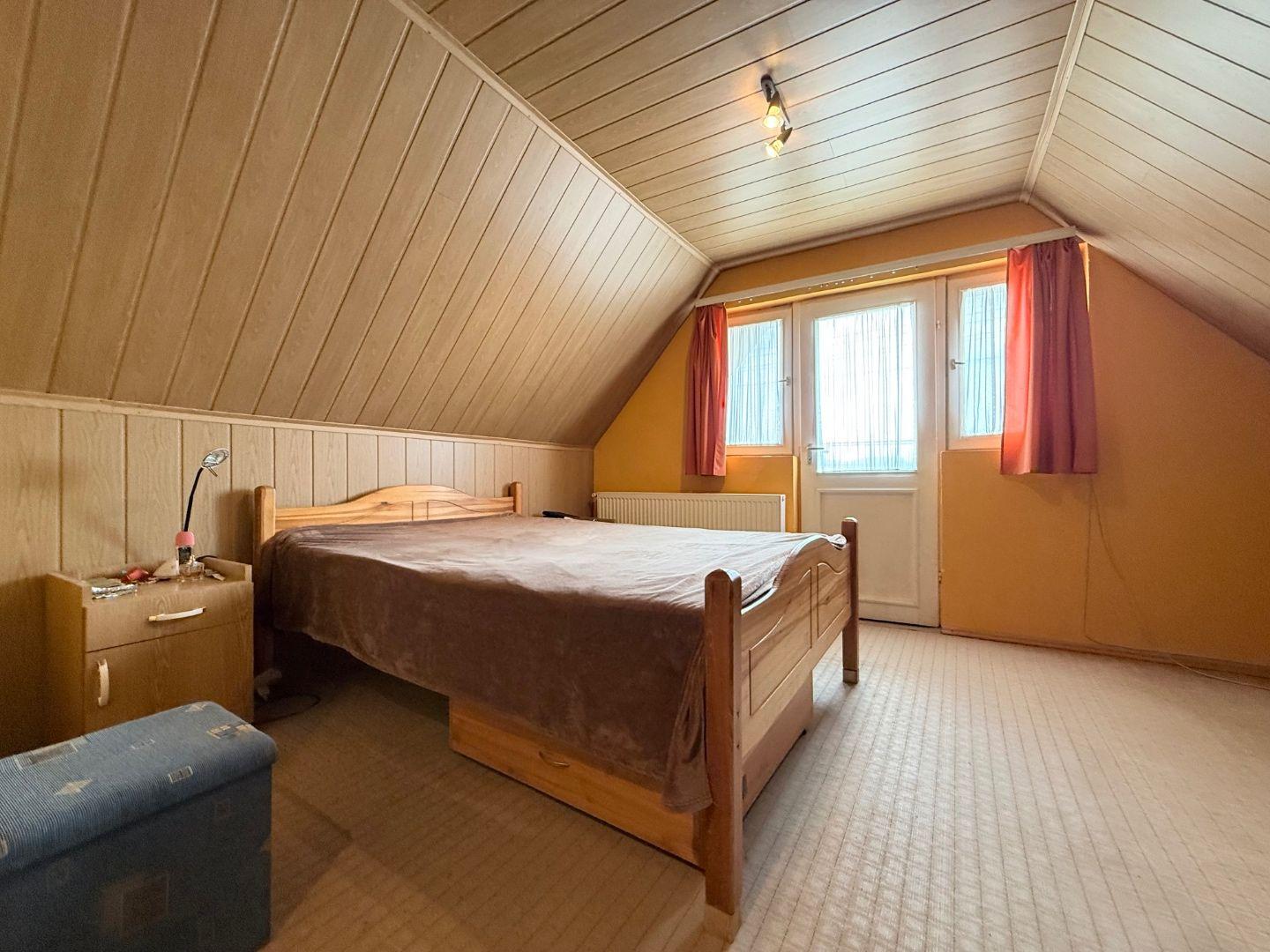 MAĎARSKO FORRÓ - SUPER 5 IZBOVÝ RD SO ZÁHRADOU