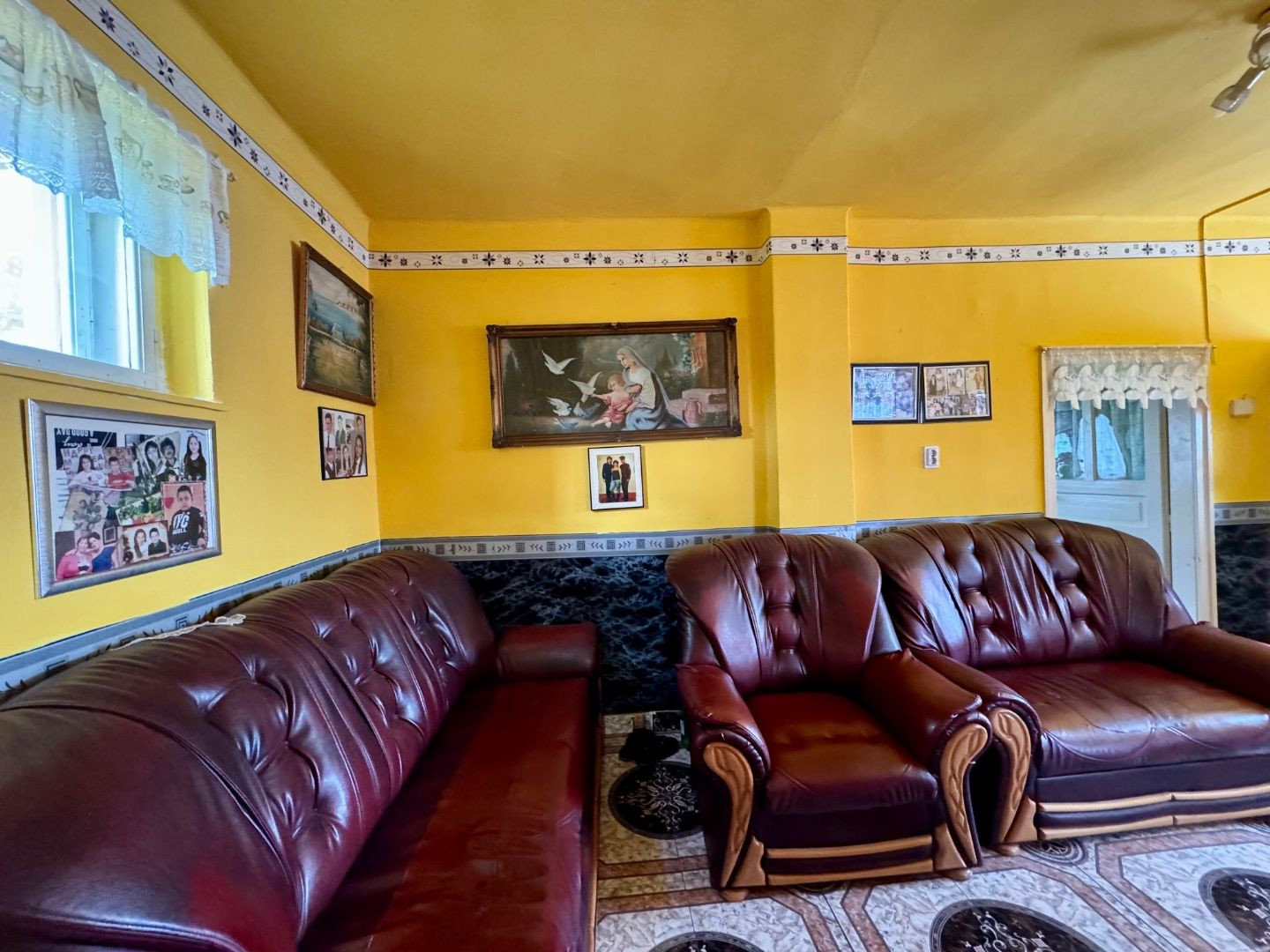 MAĎARSKO - SZENDRO -  ZNÍŽENÁ CENA 2 IZBOVÝ RODINNÝ DOM NA TICHEJ ULICI S DOBRÝMI SUSEDMI