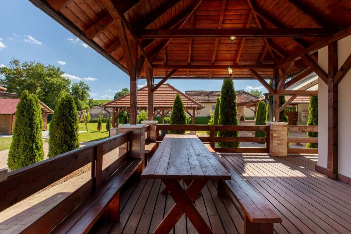 MAĎARSKO - MESZES TOP PENZIÓN BLÍZKO JAZERA, VÝBORNÁ INVESTÍCIA.