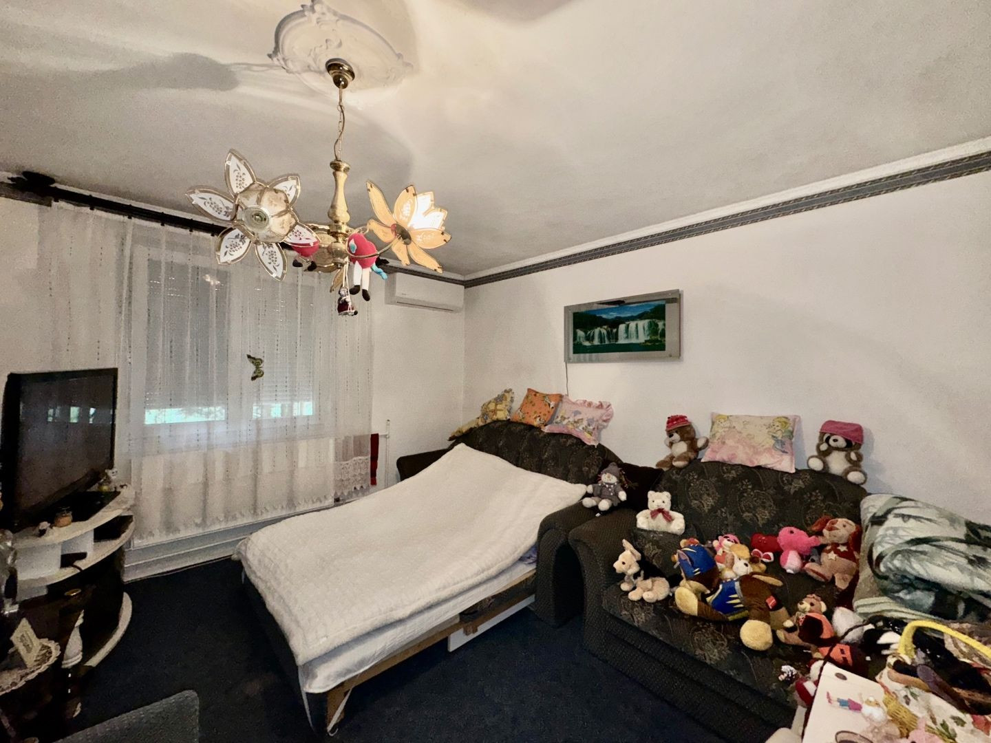 MAĎARSKO - MÁRTONYI - PEKNÝ 4 IZBOVÝ RD V KRÁSNEJ LOKALITE BLÍZKO JAZERA RAKACA.