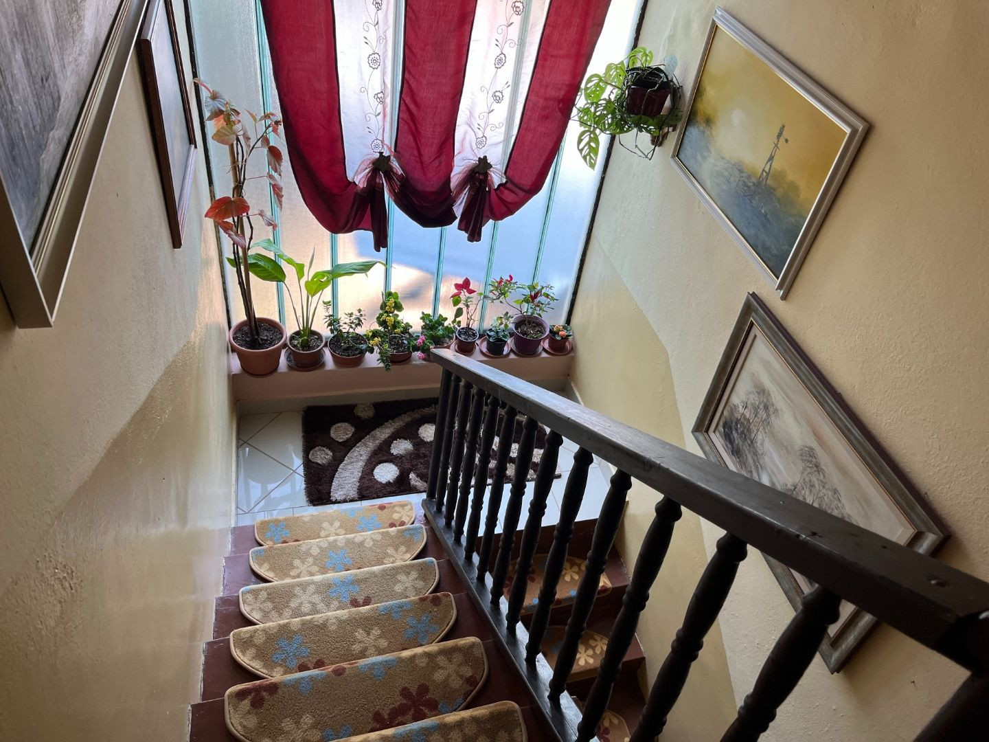 MAĎARSKO - SZENDRO 3 IZBOVÝ RD VO VEĽMI DOBROM STAVE LEN 70KM OD KOŠÍC.