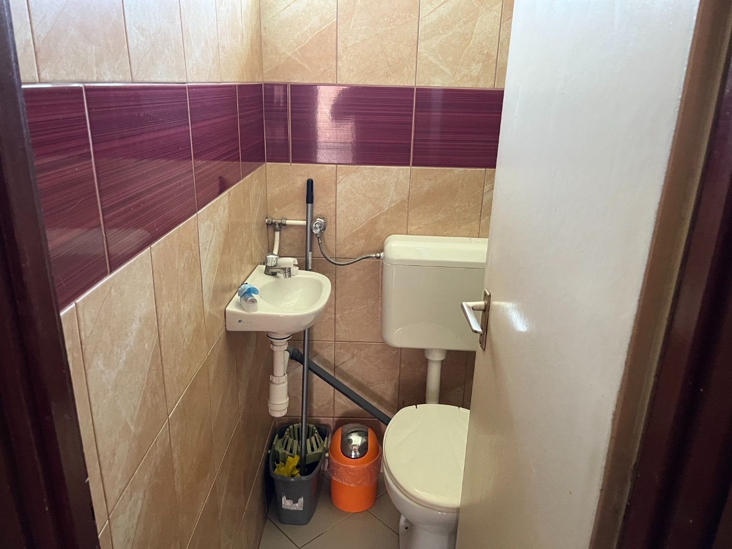 MAĎARSKO - SZENDRO 3 IZBOVÝ RD VO VEĽMI DOBROM STAVE LEN 70KM OD KOŠÍC.