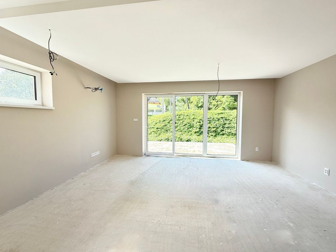 JANOVÍK NOVOSTAVBA 3 IZBOVÝ RD, TERASA, PIVNICA