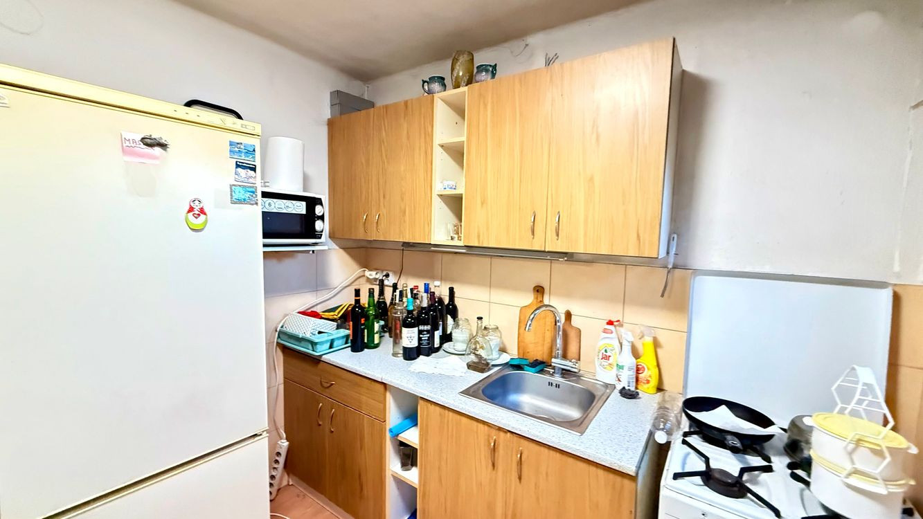 ZELENÝ DVOR - MONČÍ POTOK - POSCHODOVÁ CHATA 50 M2, POZEMOK 1.042