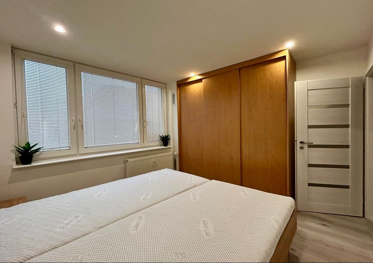 TERASA - KYSUCKÁ 3 IZBOVÝ BYT PO KOMPLETNEJ REKONŠTRUKCII