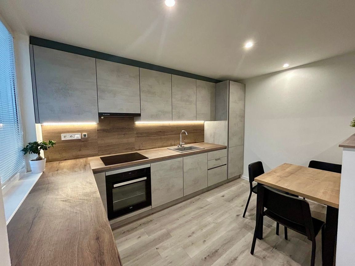 TERASA - KYSUCKÁ 3 IZBOVÝ BYT PO KOMPLETNEJ REKONŠTRUKCII