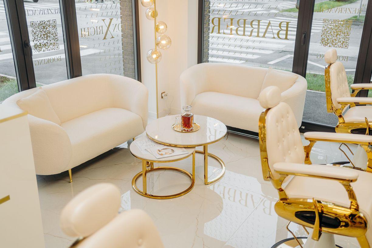 ODSTÚPENIE ZABEHNUTEJ PREVÁDZKY BARBER SHOPU V KOŠICIACH