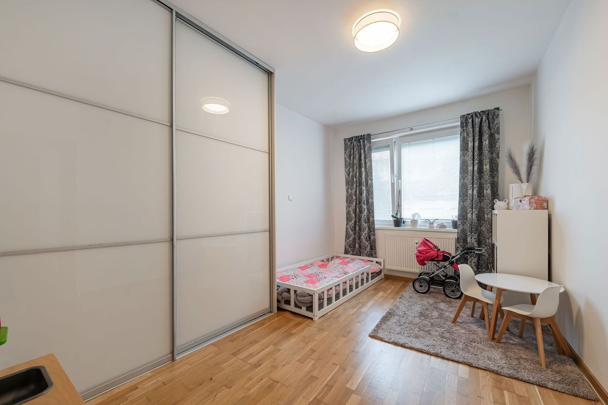 REZERVOVANÉ - KVP - MODERNÝ 3 IZBOVÝ BYT 106 M2 V NOVOSTAVBE S TERASOU 115 M2 NA VÝBORNOM MIESTE.