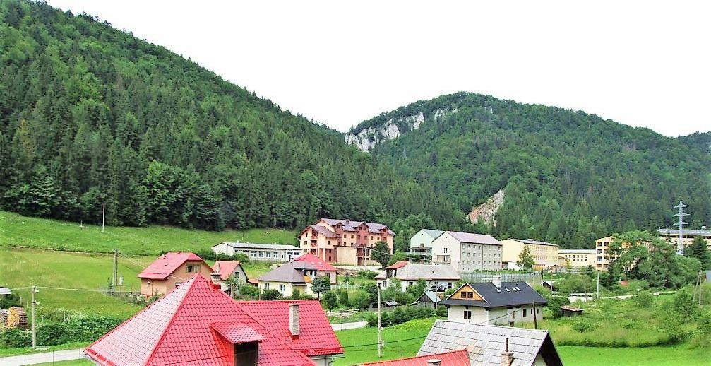 SUPER CENA ! MLYNKY - HOTEL GERAVY 36 APARTMÁNOV - 5 PODLAŽÍ.