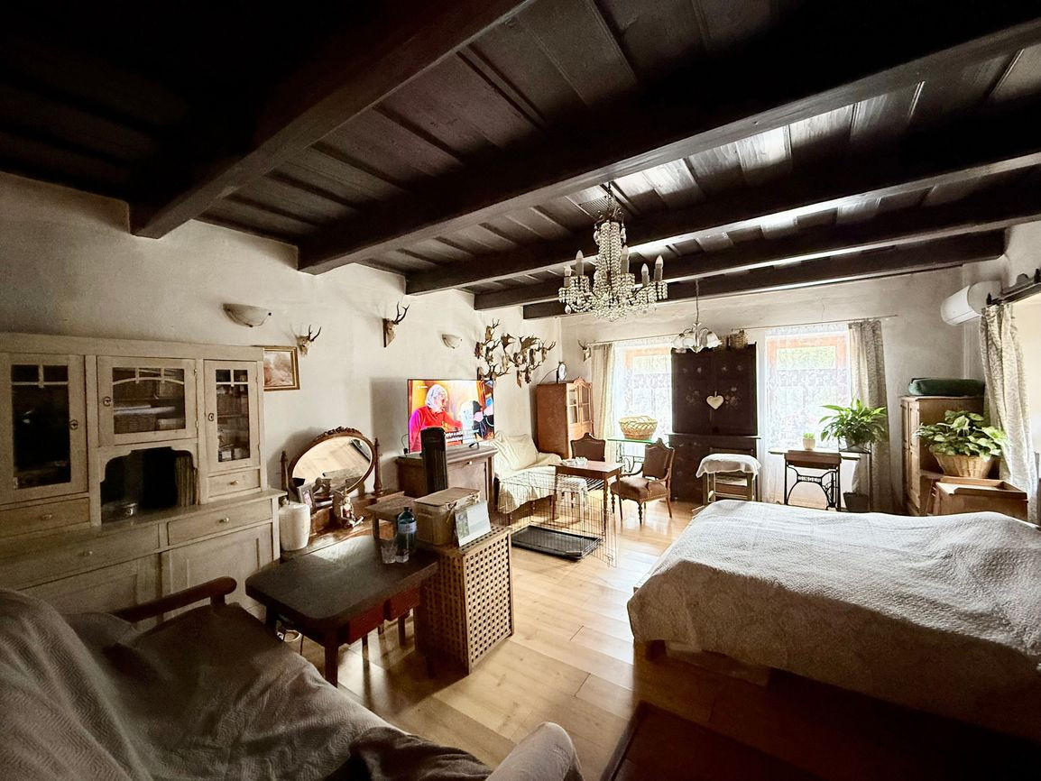 MAĎARSKO - HEJCE PEKNÝ 3 IZBOVÝ RODINNÝ DOM NA VEĽKOM POZEMKU