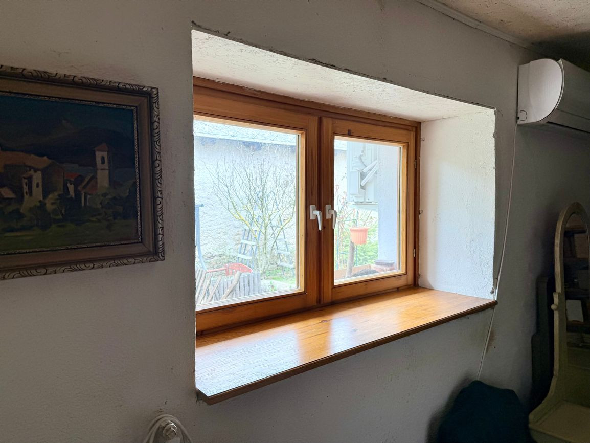 MAĎARSKO - HEJCE PEKNÝ 3 IZBOVÝ RODINNÝ DOM NA VEĽKOM POZEMKU