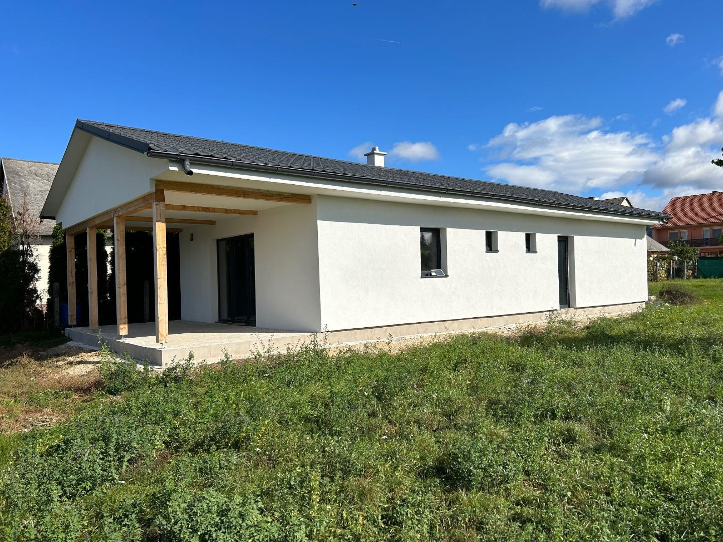 MAĎARSKO - GONC NOVOSTAVBA 4 IZBOVÉHO RD 100 M2, POZEMOK 852 M2