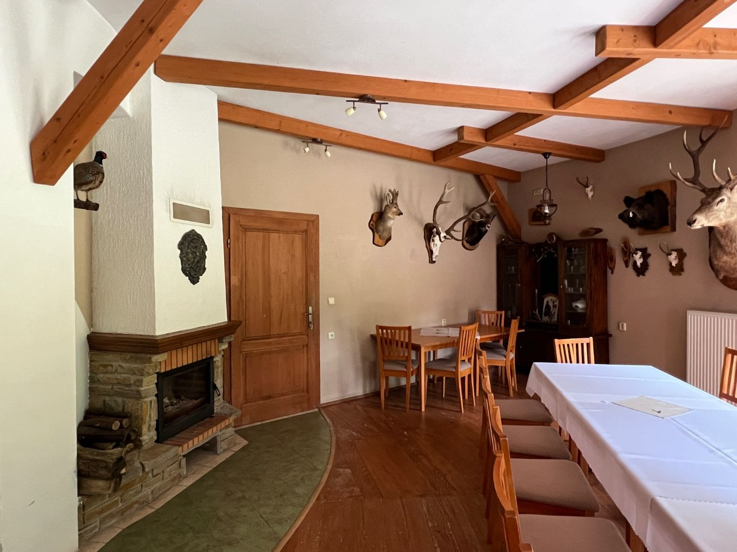 STEBNICKÁ HUTA - REKEREAČNÝ KOMPLEX SLNEČNÝ MAJER NA 22HA POZEMKU.