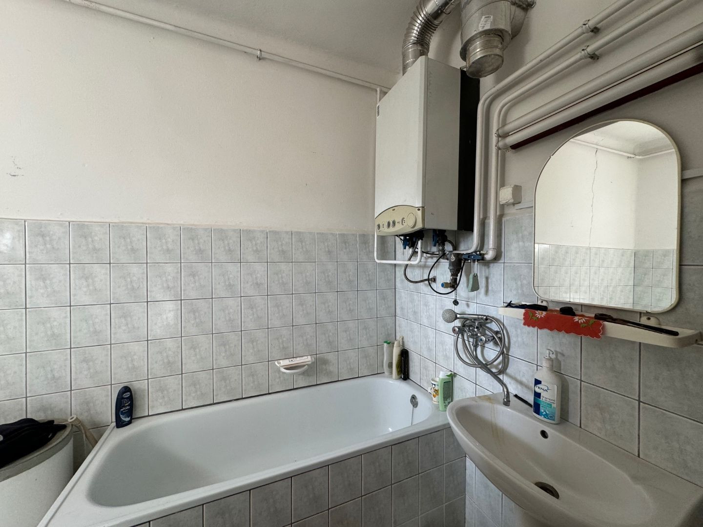 MAĎARSKO - FORRÓ / ENCS - ABÚJDEVECSER  - 5 IZBOVÝ DVOJDOM IHNEĎ OBÝVATEĽNÝ