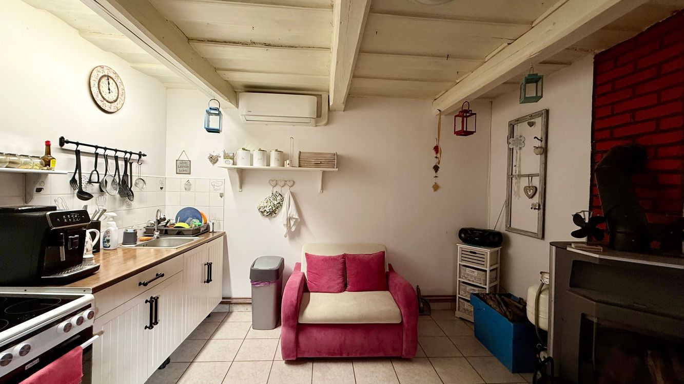 MAĎARSKO - MÉRA PEKNÝ GAZDOVSKÝ RD PO REKONŠTRUKCII.