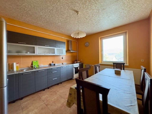 MAĎARSKO - PERKUPA 5 IZBOVÝ POSCHODOVÝ DOM PO REKONŠTRUKCII.