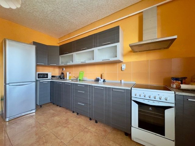 MAĎARSKO - PERKUPA 5 IZBOVÝ POSCHODOVÝ DOM PO REKONŠTRUKCII.