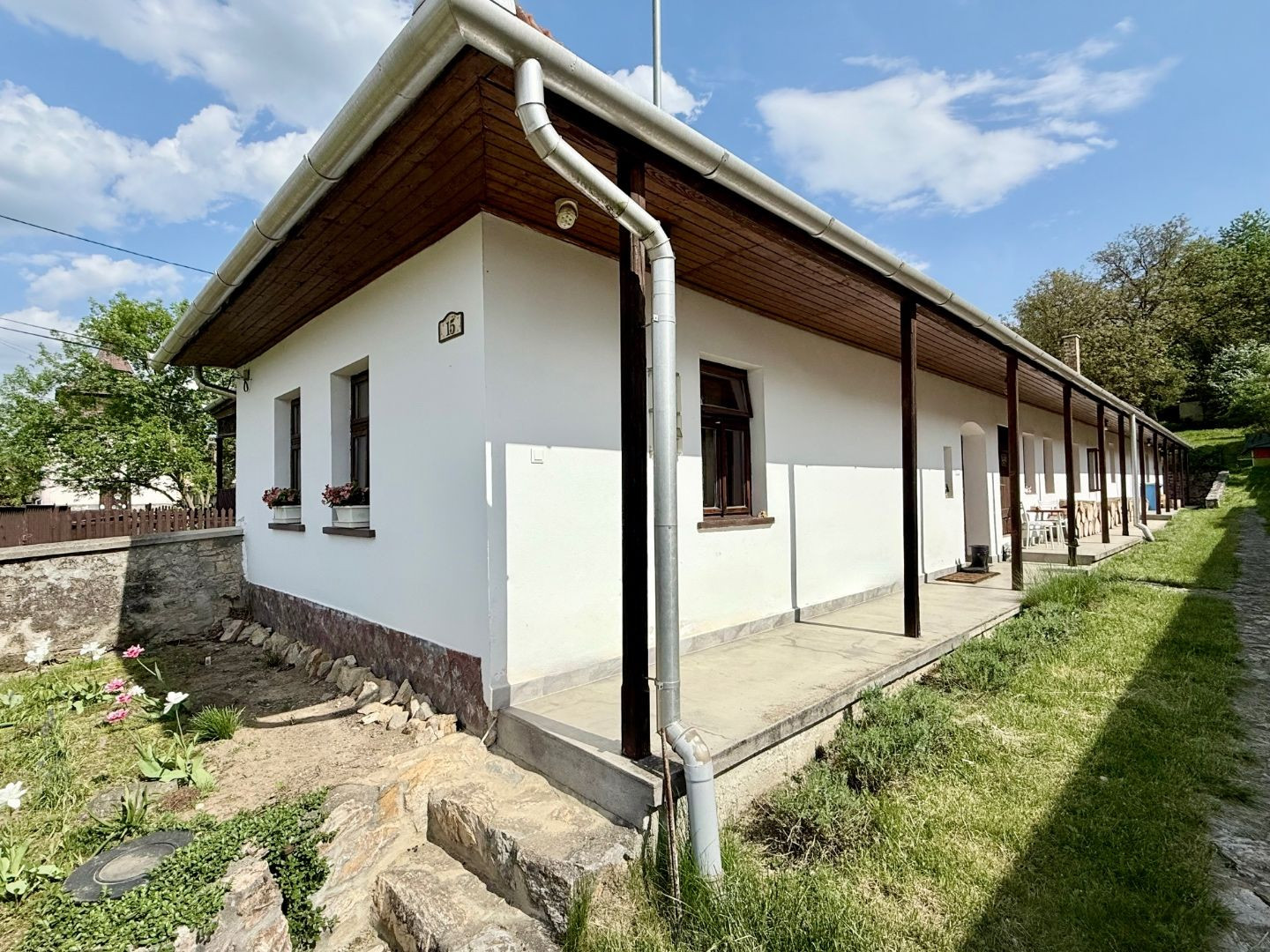 MAĎARSKO - TORNASZENTANDRÁS LUXUSNÁ CHALUPA PO REKONŠTRUKCII.